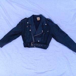 Womens,leather jacket, size medium ,Black ,Star Cody .
